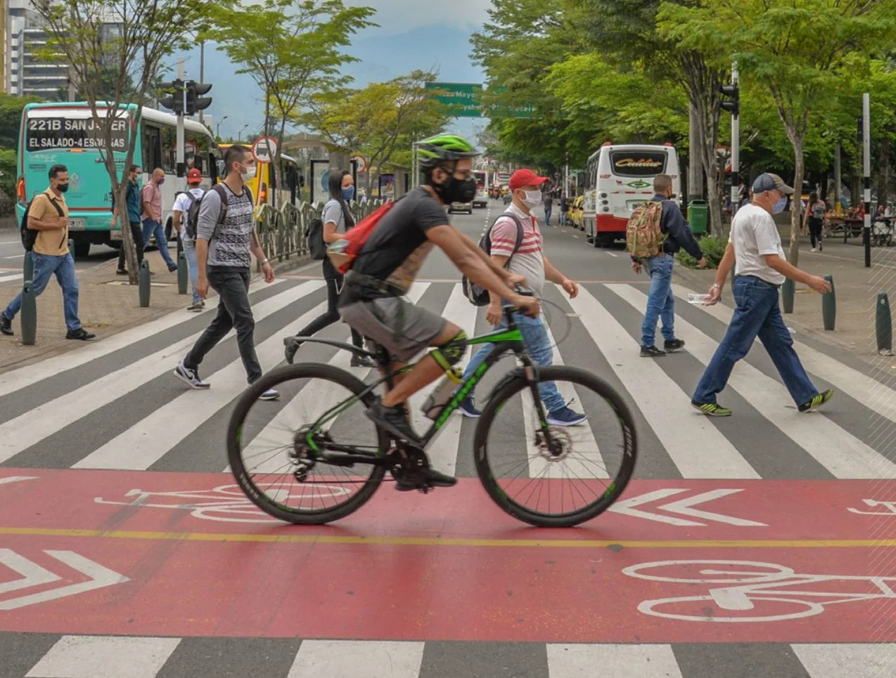 Quantifying the contributions of Colombian subnational and non-State actors to the reduction of GHG emissions